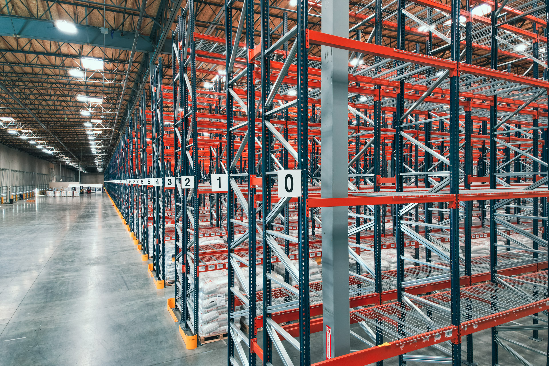 Industrial pallet racking warehouse in Plainfield